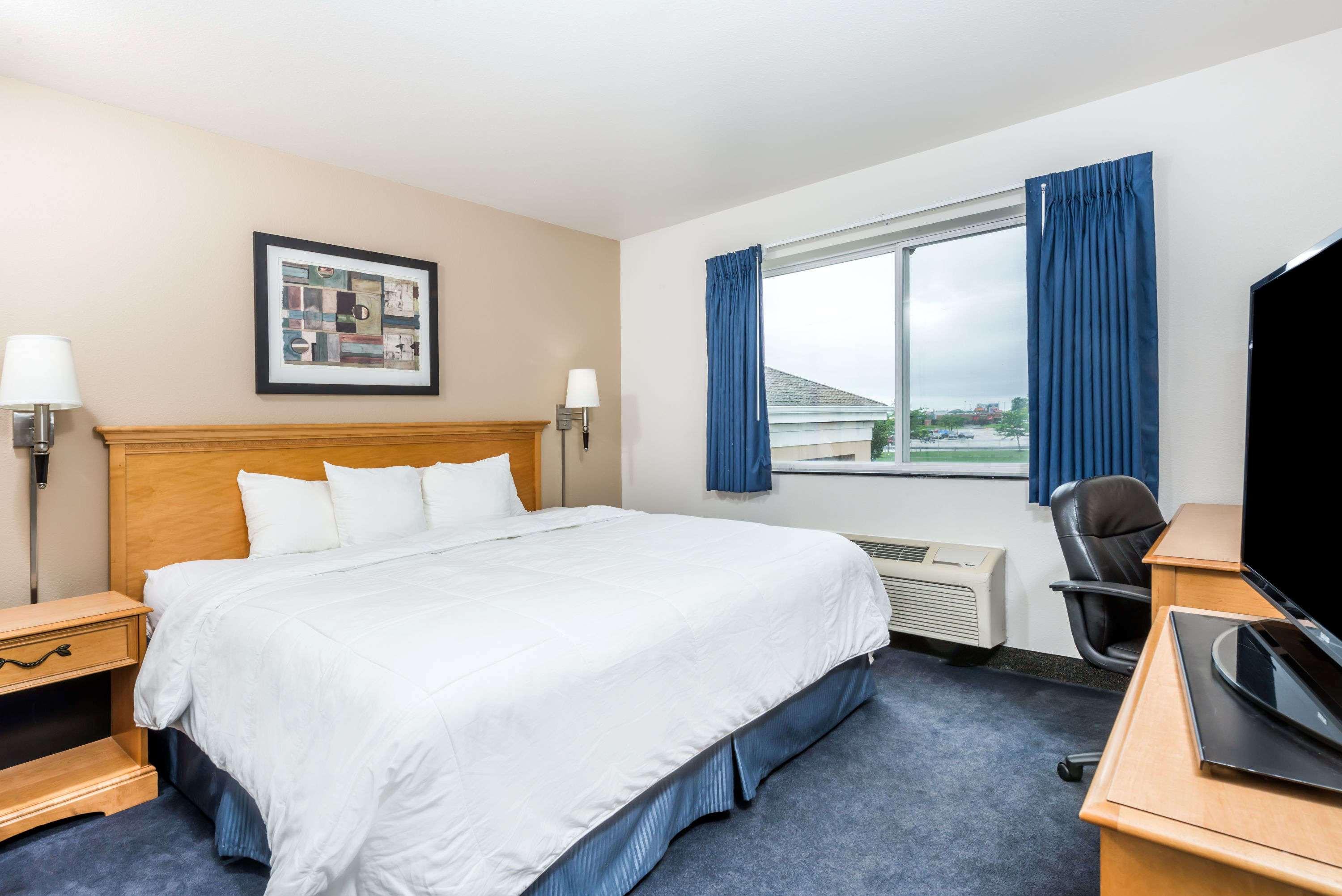 Baymont By Wyndham Indianapolis Northeast Hotel Kültér fotó