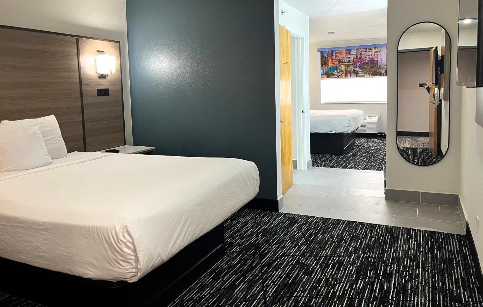 Baymont By Wyndham Indianapolis Northeast Hotel Kültér fotó