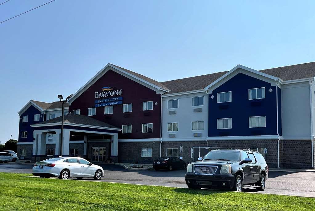 Baymont By Wyndham Indianapolis Northeast Hotel Kültér fotó