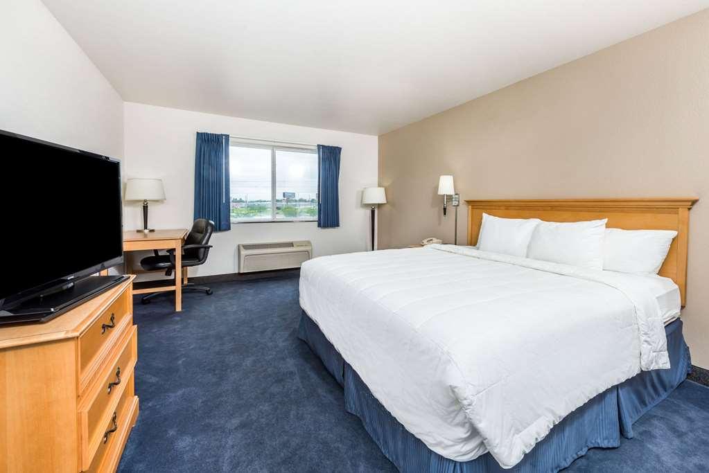 Baymont By Wyndham Indianapolis Northeast Hotel Szoba fotó