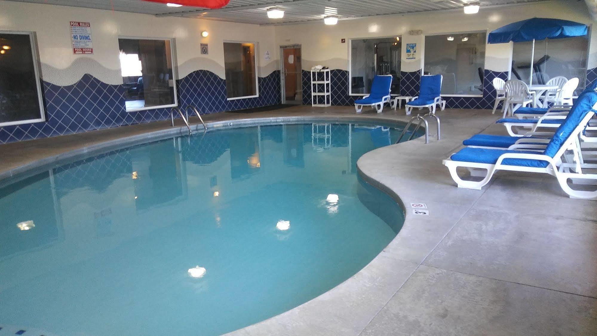 Baymont By Wyndham Indianapolis Northeast Hotel Kültér fotó